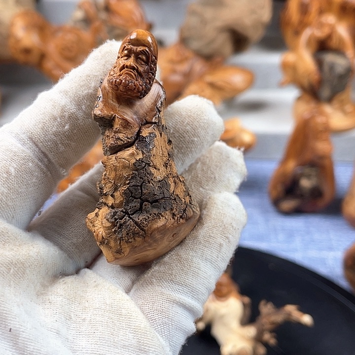 柏木（崖柏）猫*滚达摩