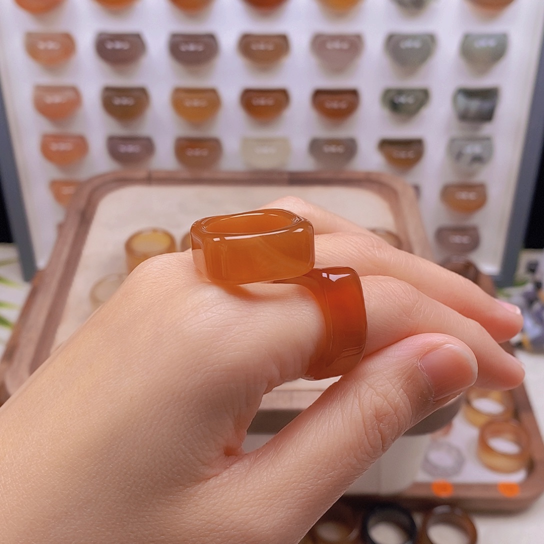 阿***作玛瑙/玉髓未镶嵌戒指港14