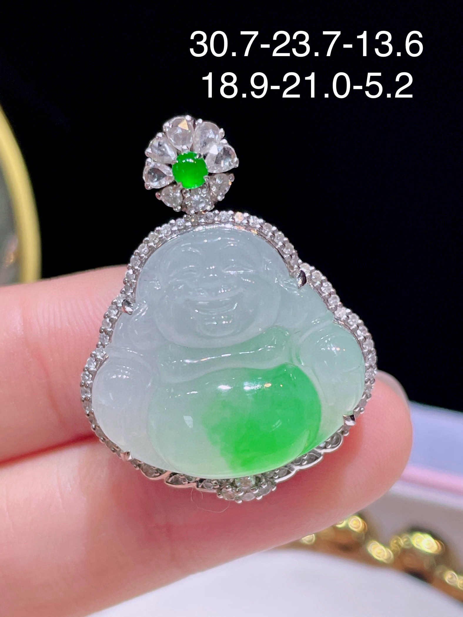 天然缅甸翡翠A货18k金镶嵌冰种飘绿佛公吊坠