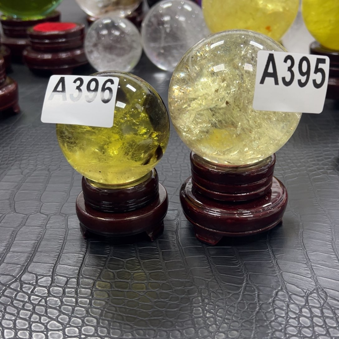 墩***球石材天然黄水晶球6.9和7.89