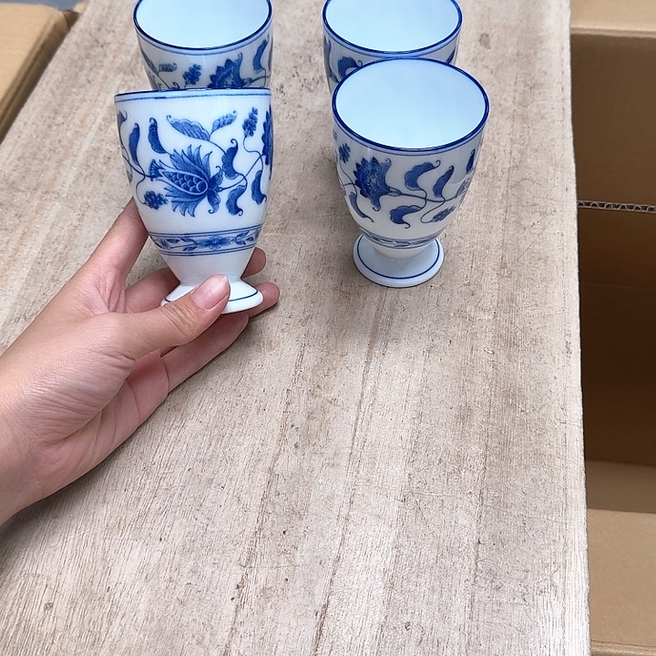 瓷片噗哈哈哈哈哈哈哈哈哈