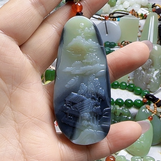 和田玉颈饰未镶嵌