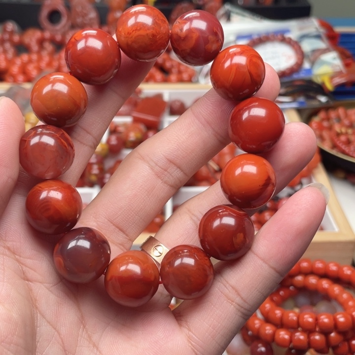 南红玛瑙未镶嵌手链