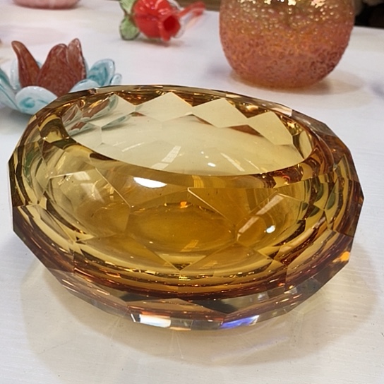 琉璃水晶坚果碗高9厘米直径18厘米花瓶