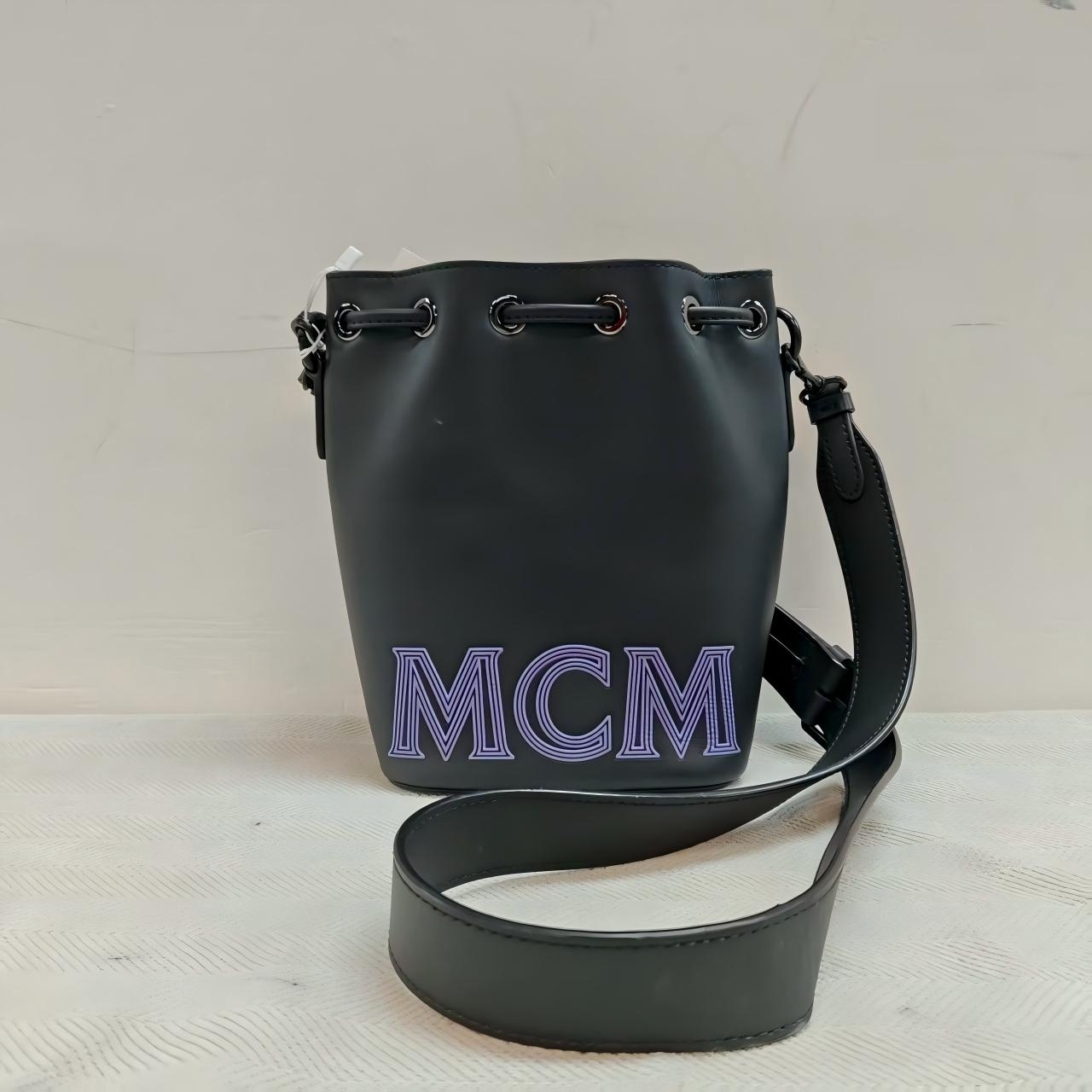 95新 MCM 02-23水桶包单肩包专柜价6800