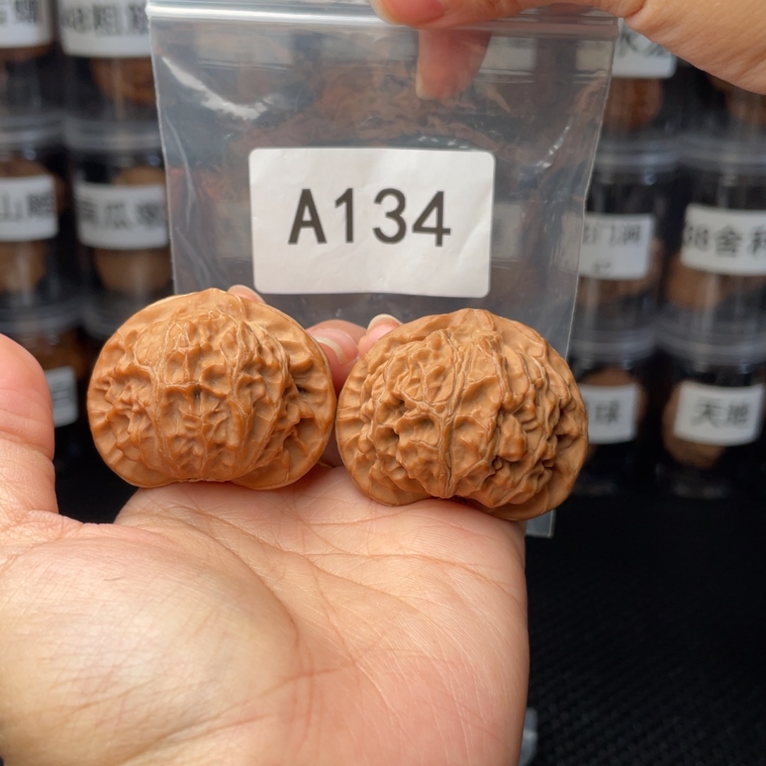 文玩核桃把件全品44宫灯