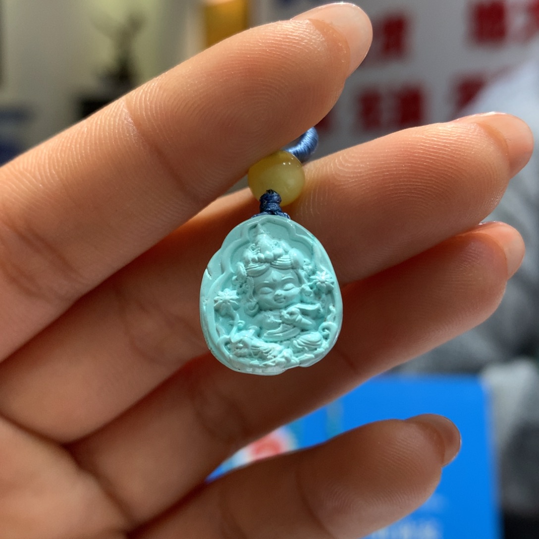 绿松石配饰未镶嵌