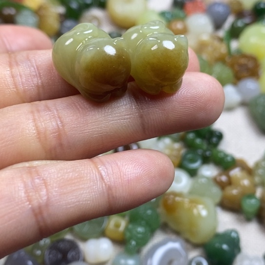 和田玉配件未镶嵌