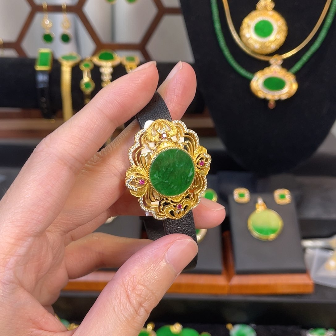 翡翠吊坠(不含链)银S925镀金镶嵌悠*