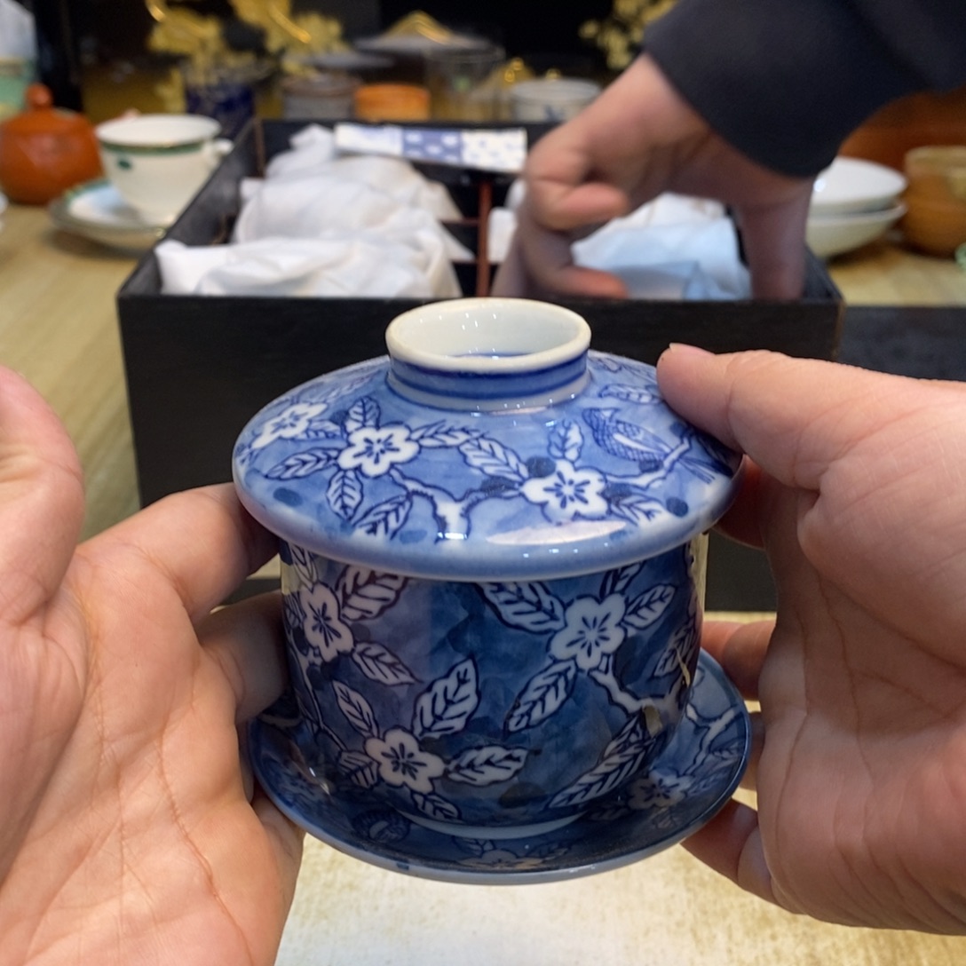 我***过瓷片易雅集工艺品有限公司