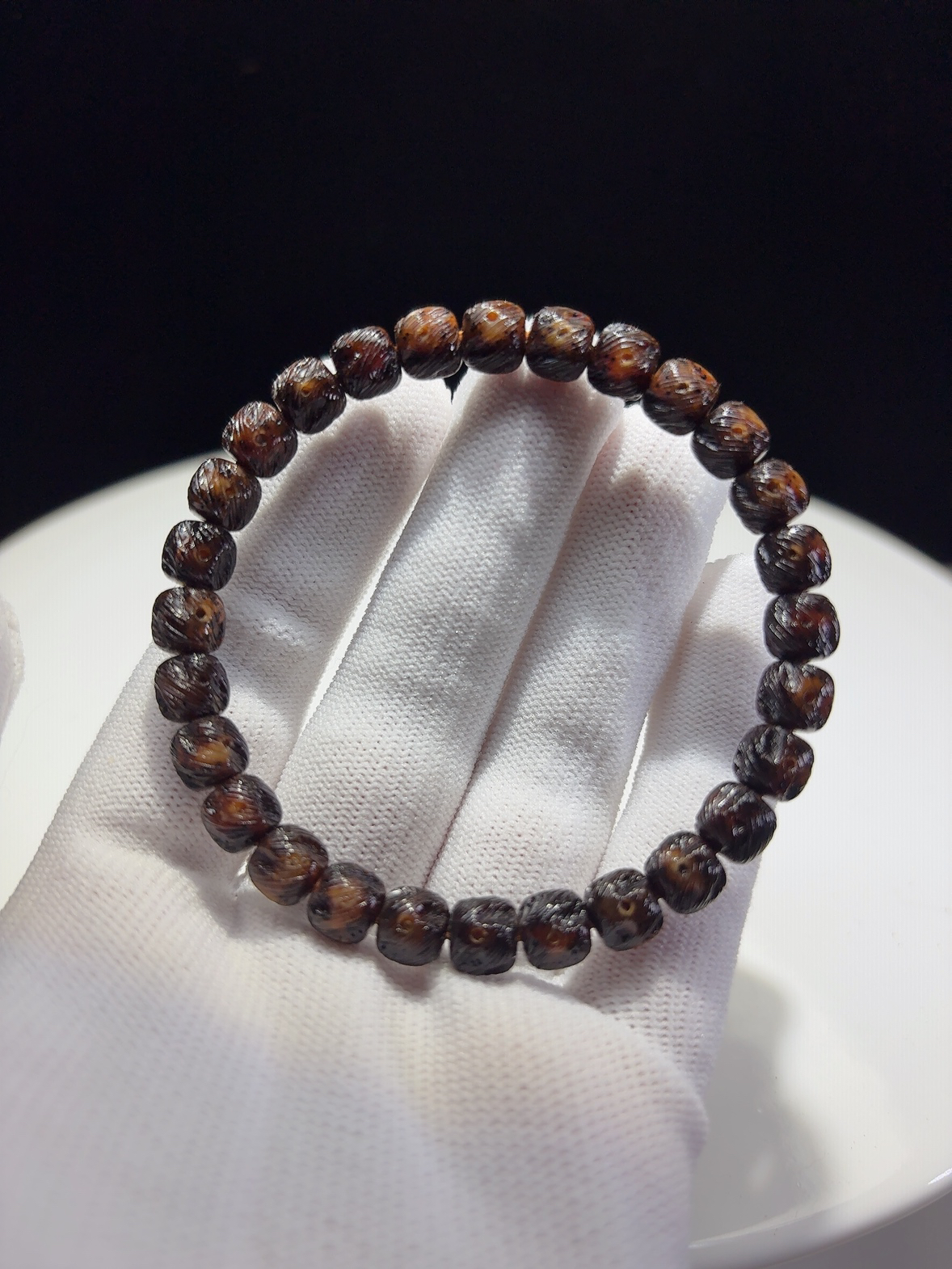 一物一图【陈籽】7×8百香拉丝，海南毛感料陈籽黑金玉化，月朗星稀。