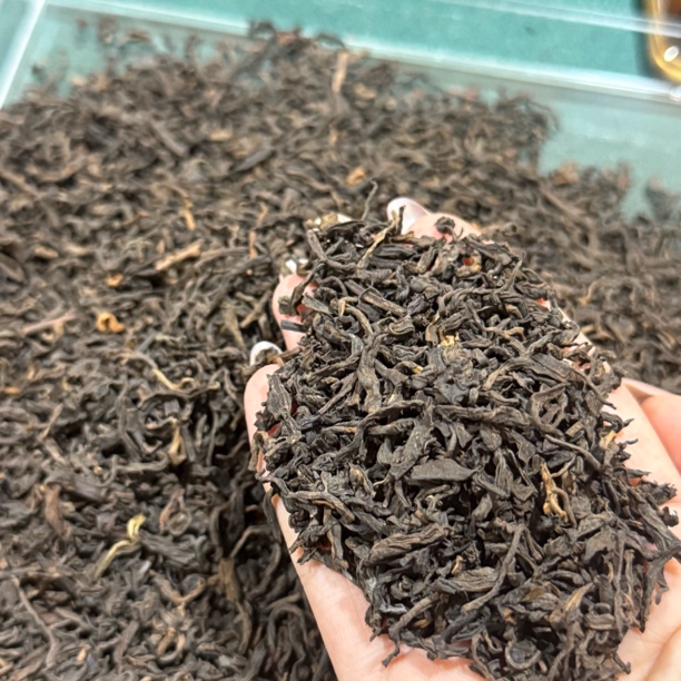 2012年云南特级勐海味普洱散熟茶