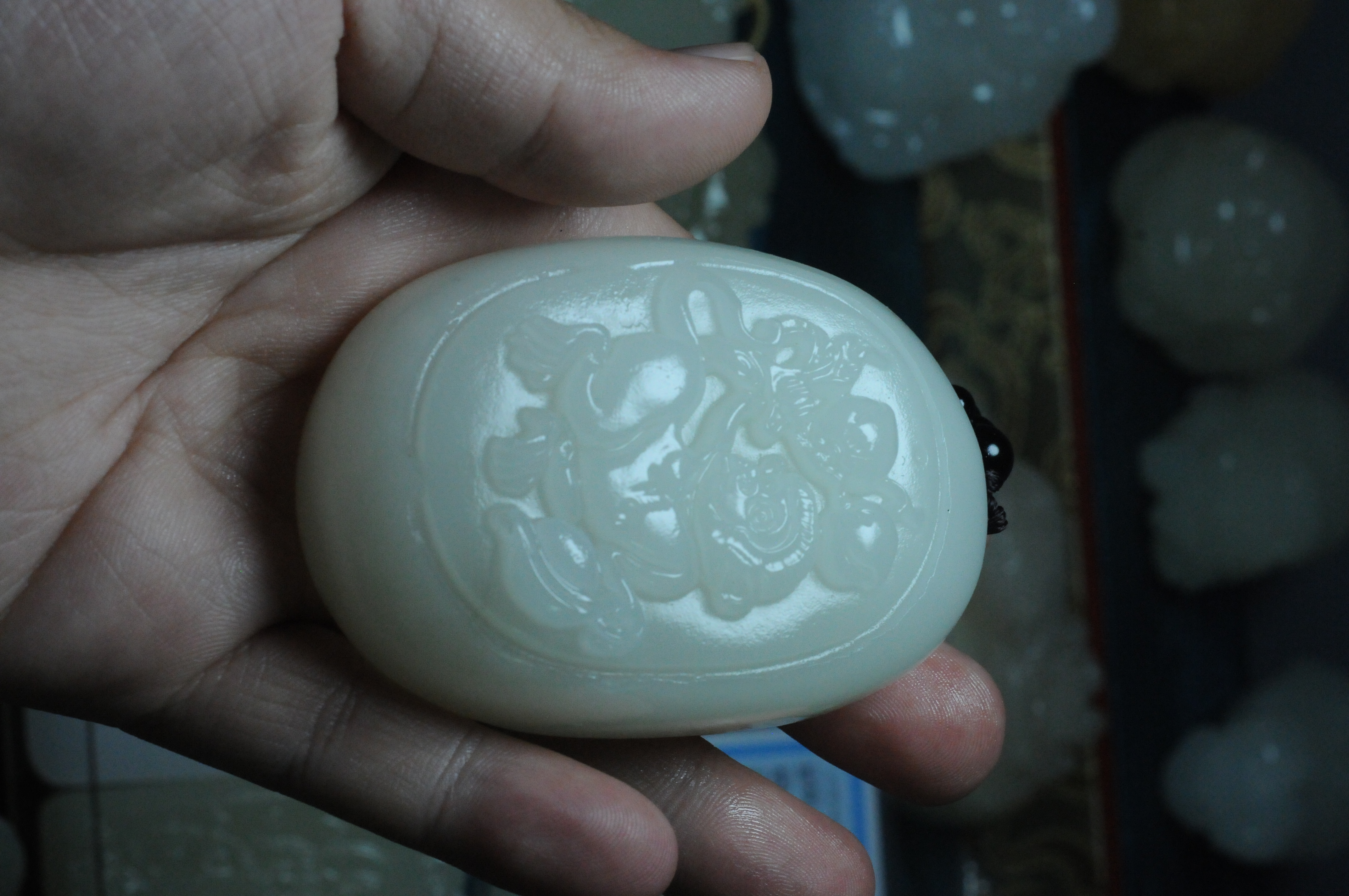 手把件工艺品家居摆件奇石方解石十二生肖