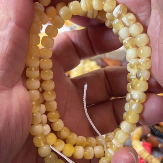 蜜蜡手串未镶嵌手串