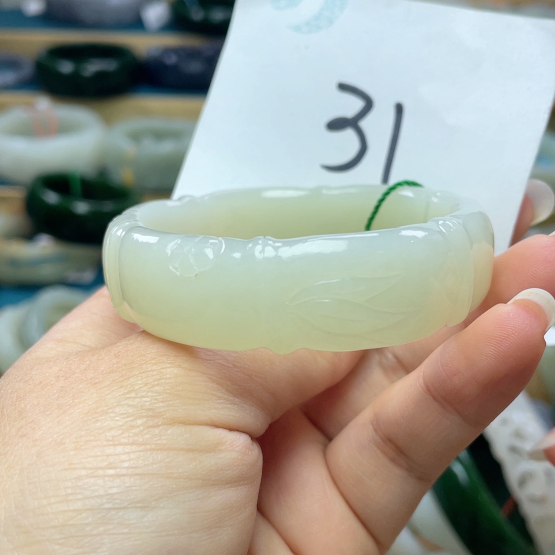 未镶嵌手镯和田玉圈口54