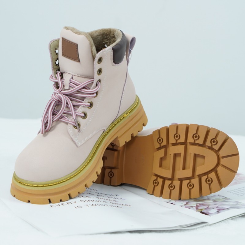 O-565   时尚撤柜户外休闲鞋加绒马丁靴粉色MD24118D11