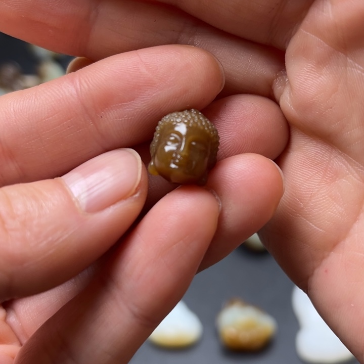 和田玉（糖玉）未镶嵌颈饰