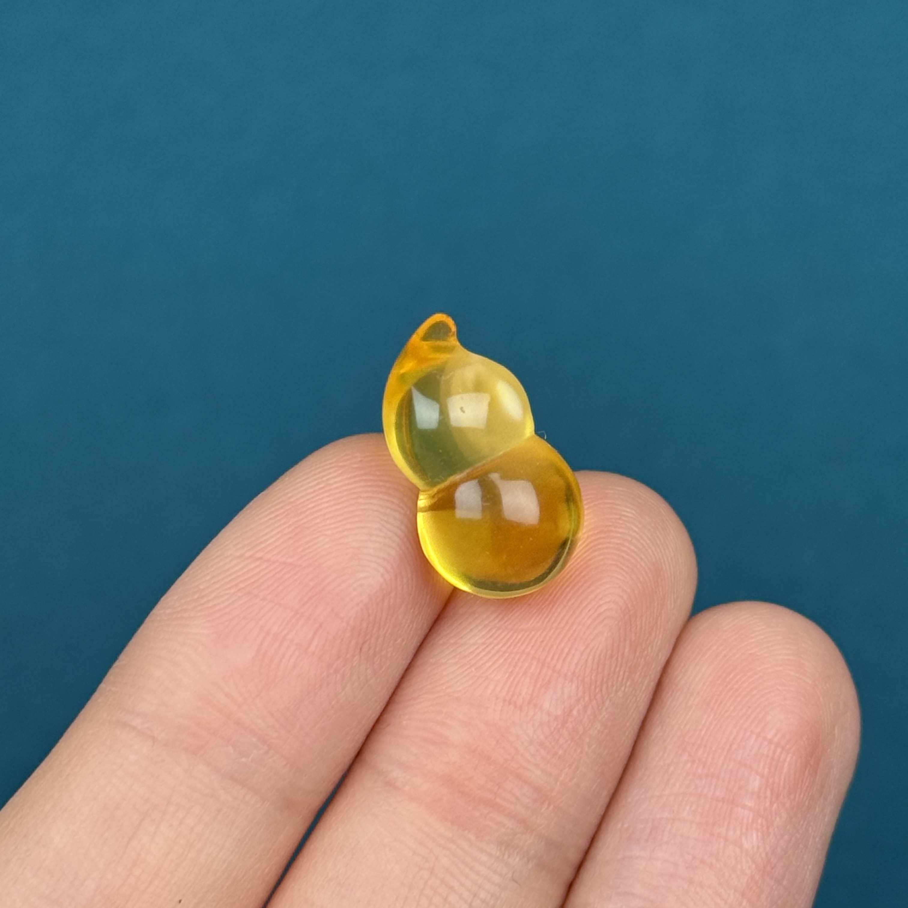 Y5970 天然蜜蜡 葫芦 10.3*18.2mm支持复检 假一罚十