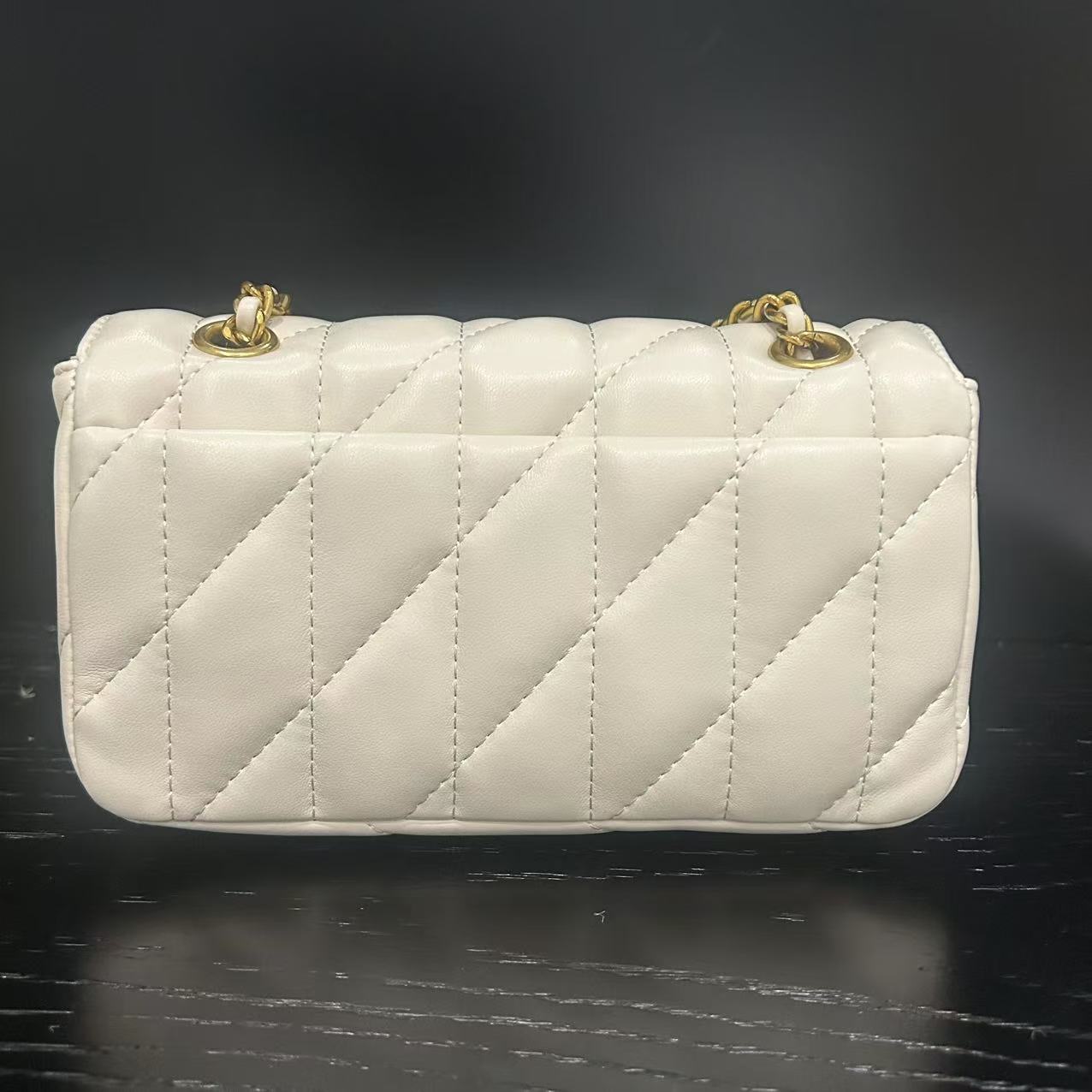 COCO DICV2025新款高端定制时尚女包 长斜纹扣 白色26cm80015