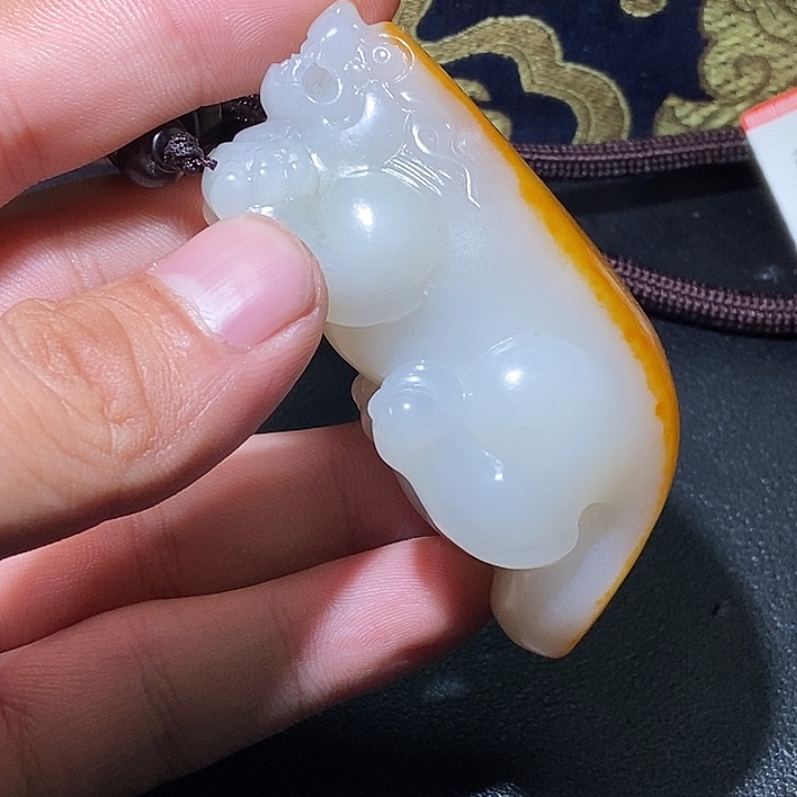 尊***p和田玉未镶嵌颈饰CC