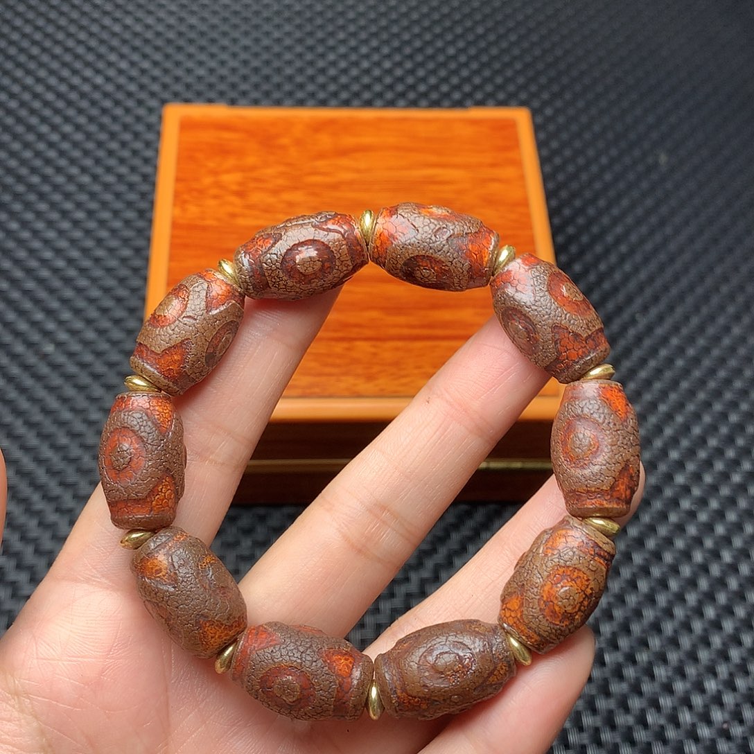 紫***山玛瑙/玉髓未镶嵌手链