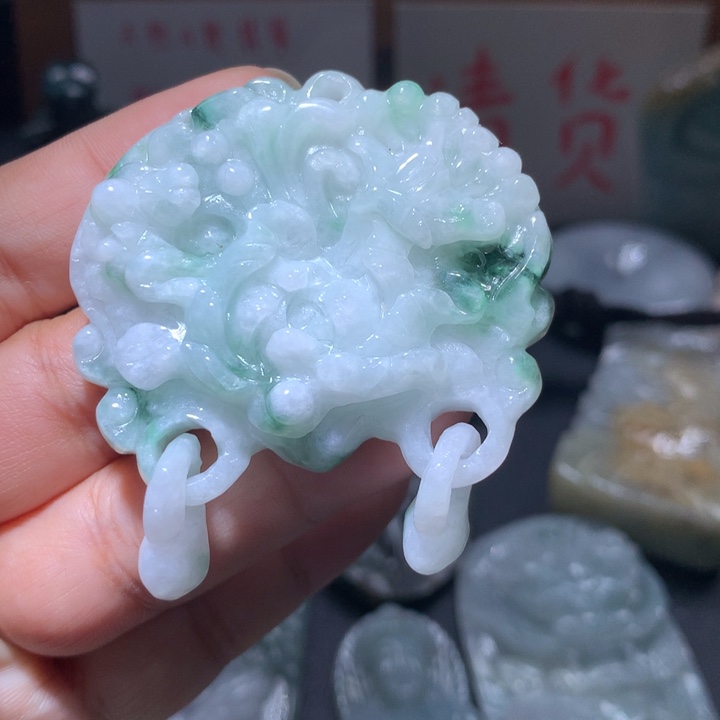 翡翠未镶嵌颈饰保真天然A货翡翠