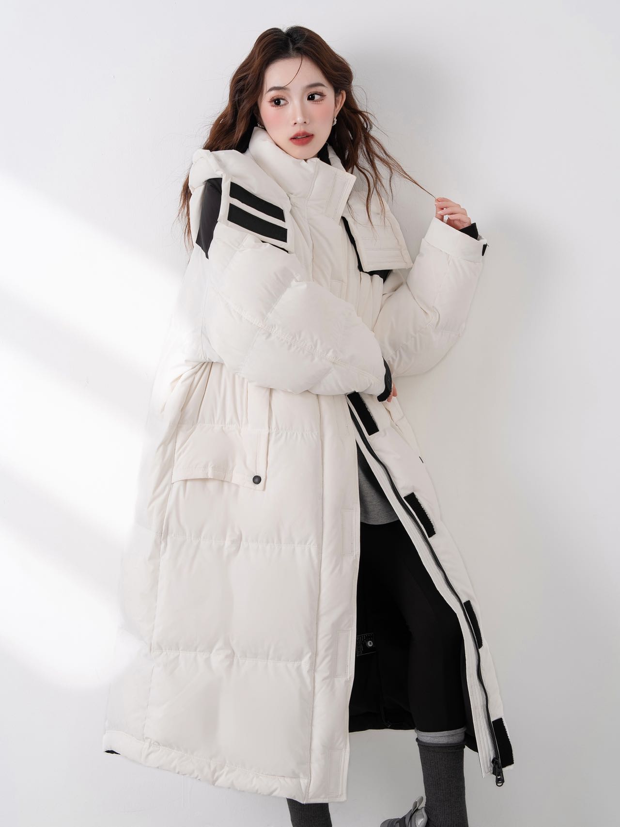 无品牌2025女士宽松中长款秋冬加厚收腰连帽厚款休闲百搭羽绒服