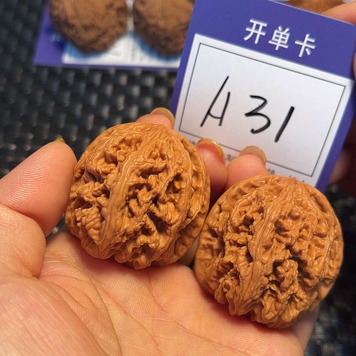 把件桃核39粗筋A31