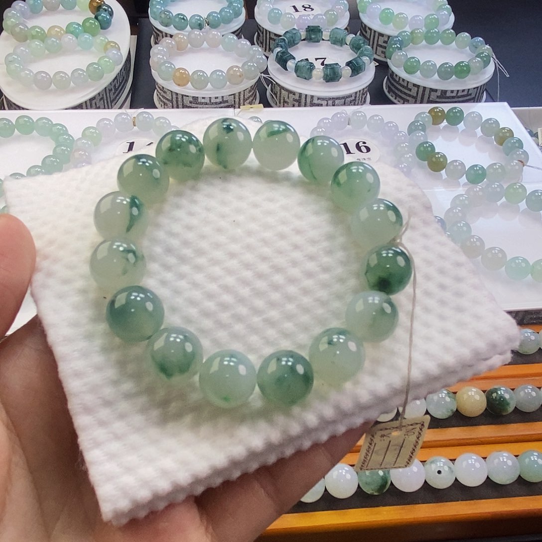 定制翡翠未镶嵌翡翠卡12