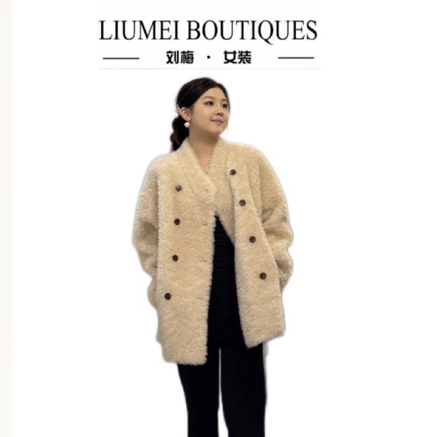 A21033刘梅家羊毛外套