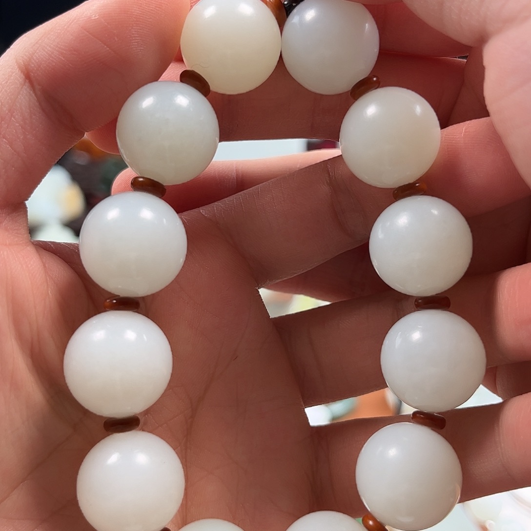 和田玉未镶嵌手串