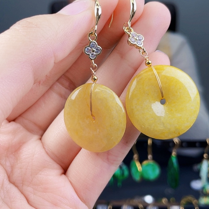 翡翠耳饰未镶嵌饰品