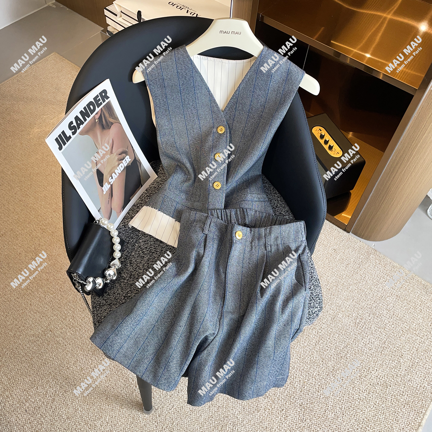 MIUMEM 2025设计感小香风高端别致时尚气质显瘦马甲+短裤 DY7950