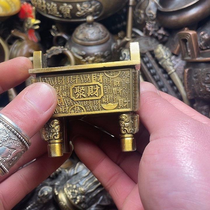 铜器摆件诚信经营