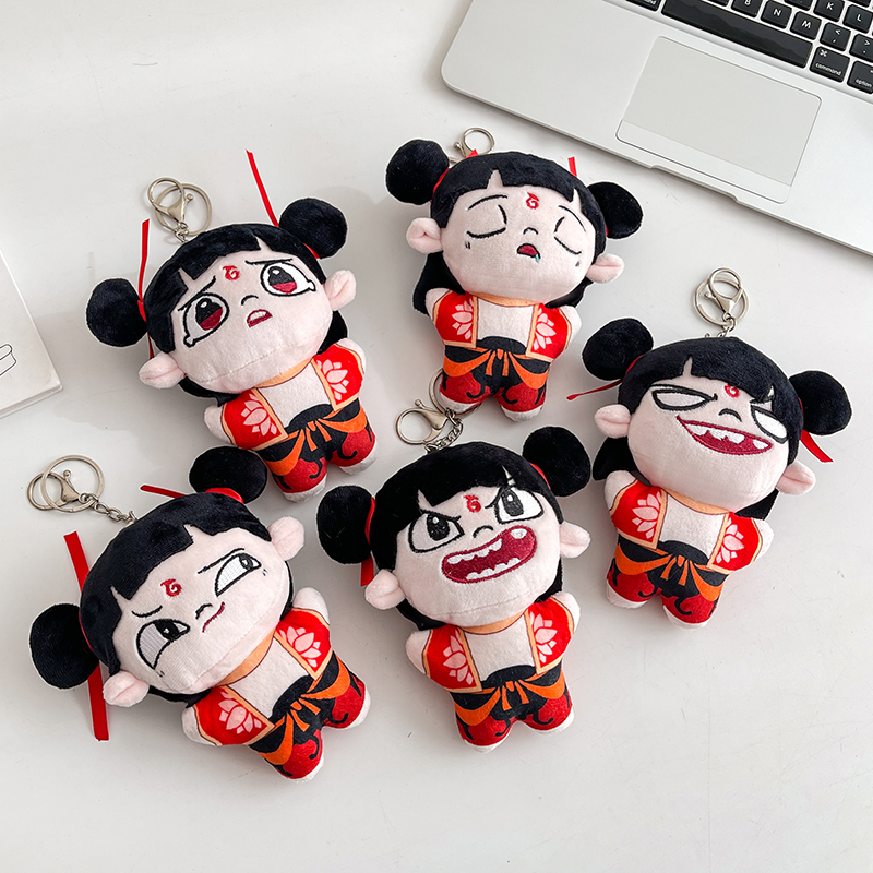 新款搞怪哪吒公仔挂件女生伴手礼品玩偶生日礼物