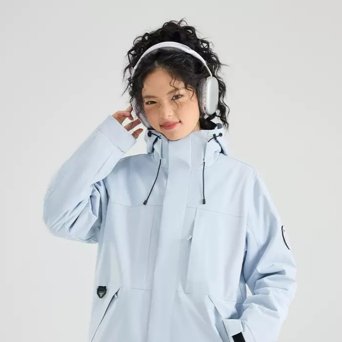 断码冲锋衣情侣款单冲春季