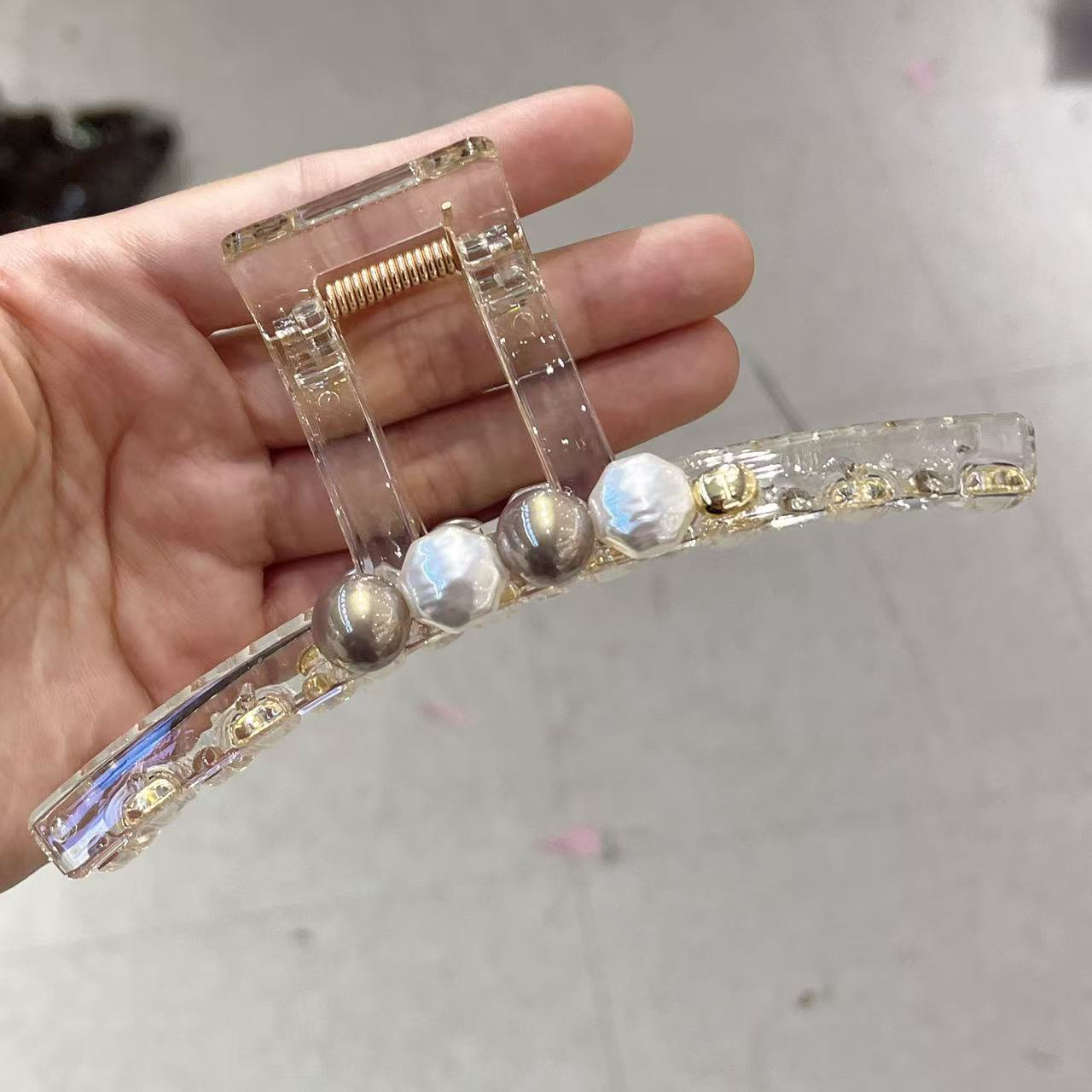 （陈陈家发饰） 13公分透色香槟珠珠抓夹