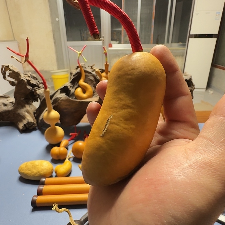 下***山大叶紫檀（黑酸枝木类）闪电购冬瓜天裂香肠55块