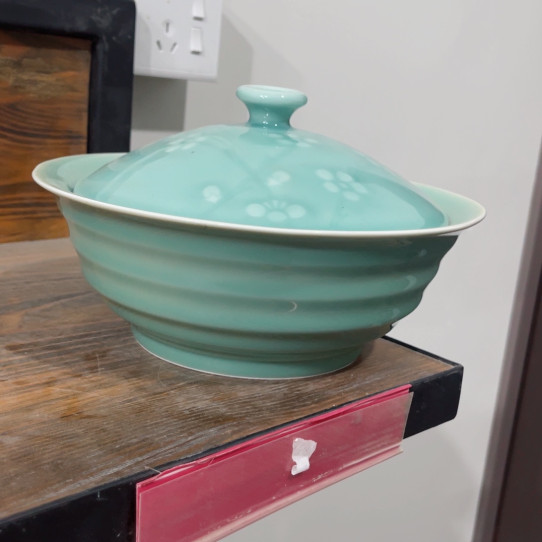 瓷片让哈哈哈哈哈哈哈哈哈哈