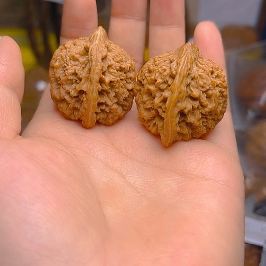 憧***好文玩核桃吊坠满天星