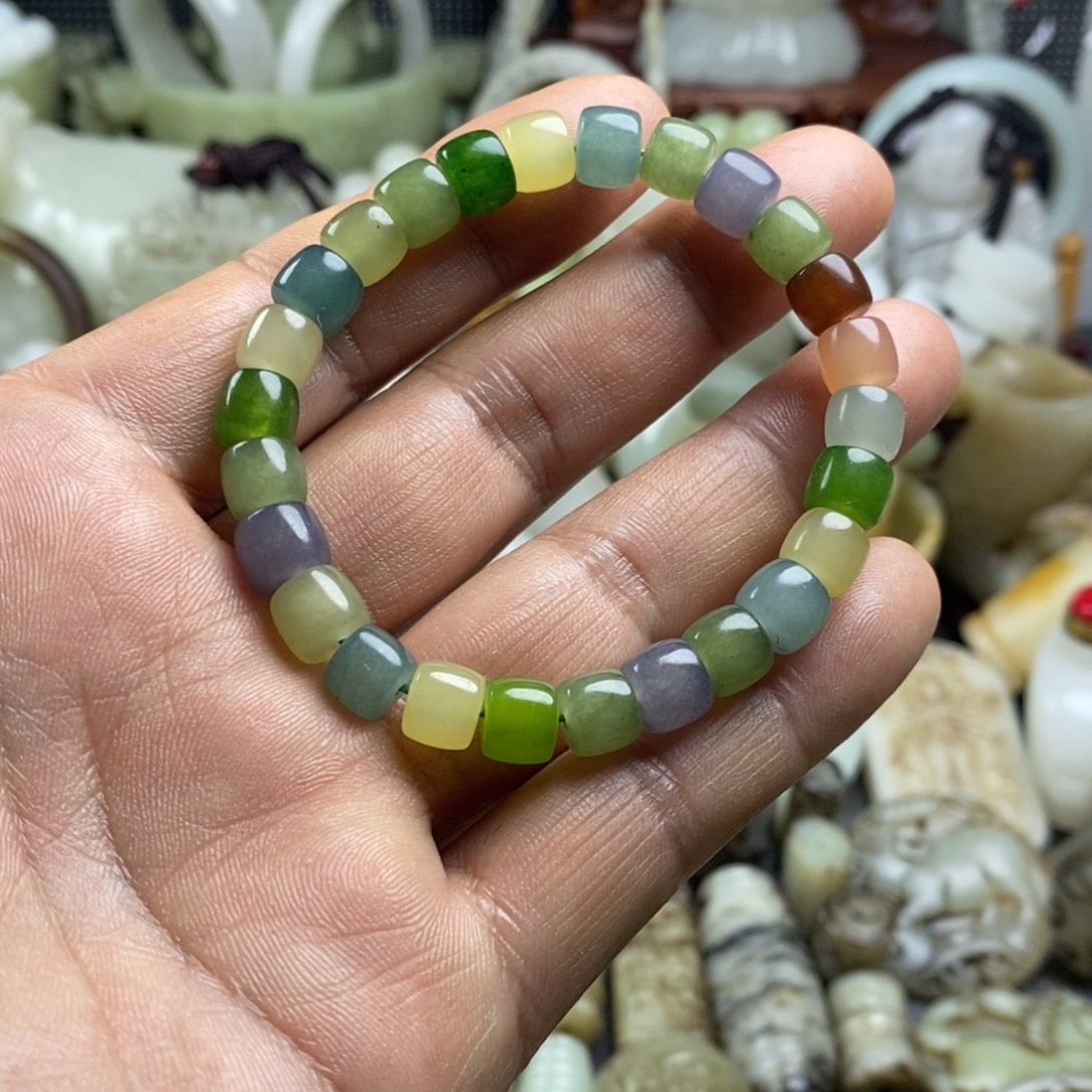 和田玉（糖玉）未镶嵌颈饰