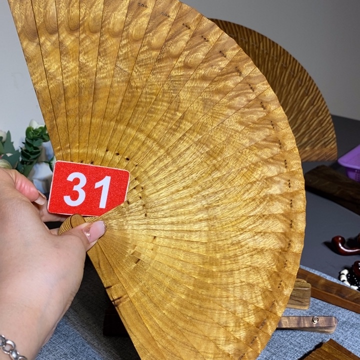 金丝楠流**球金丝楠木扇子
