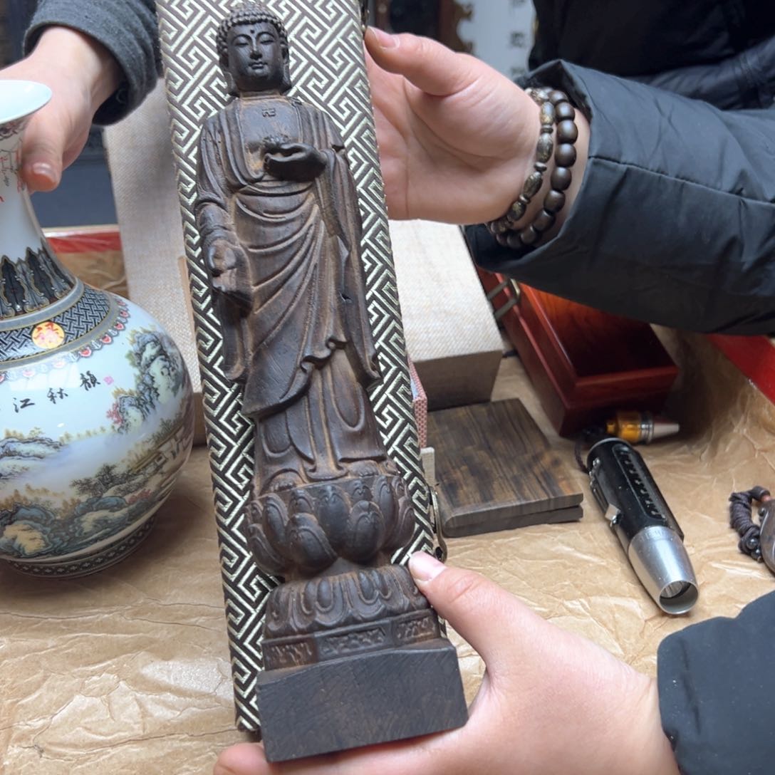 大叶紫檀（黑酸枝木类）