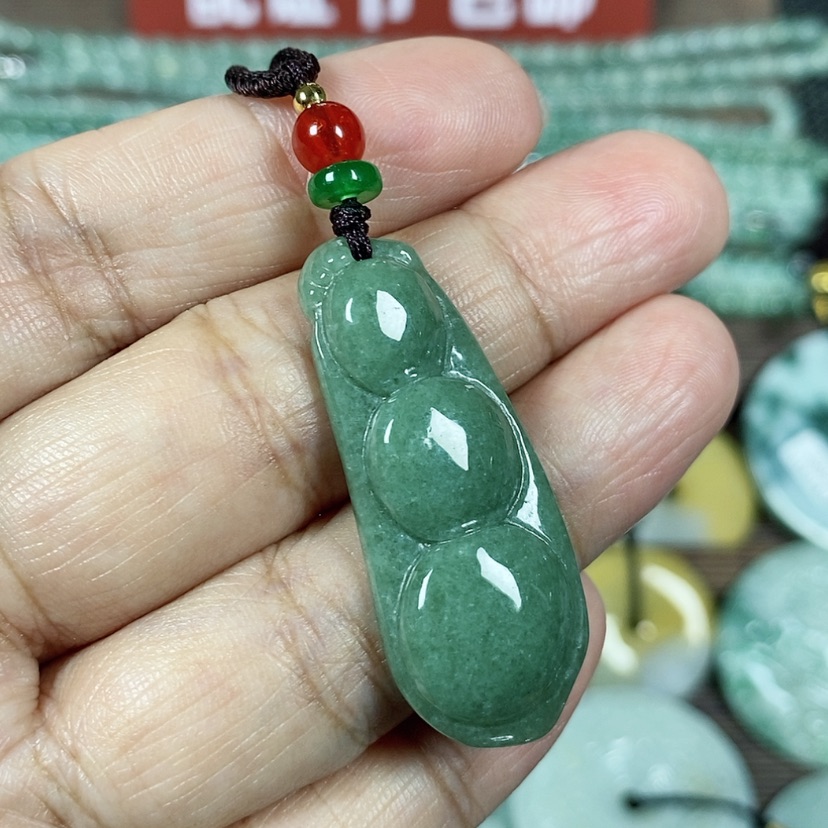 【闪购商品】翡翠颈饰未镶嵌玉吊坠翡翠玉福豆