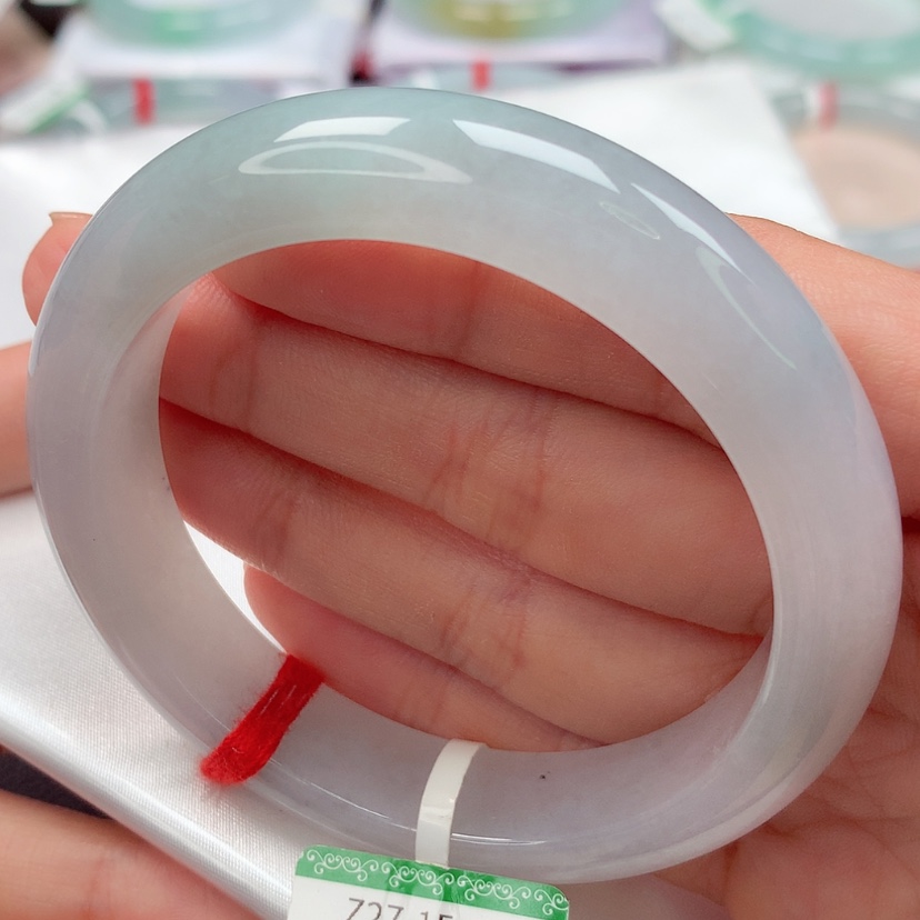 【闪购商品】翡翠手镯未镶嵌天然翡翠手镯