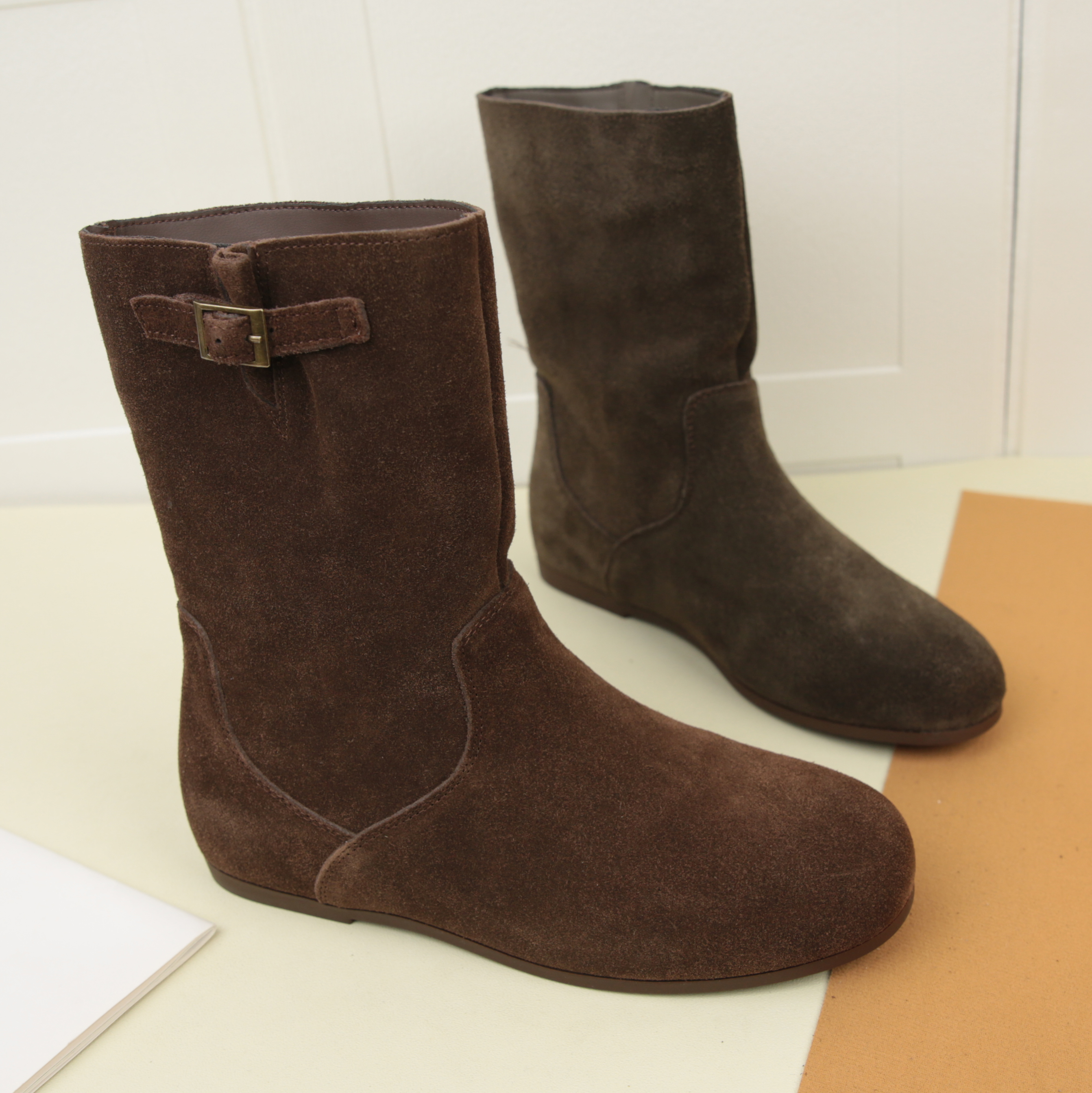 6053冬季新款复古真皮内增高西部牛仔靴女百搭加绒保暖圆头中筒靴