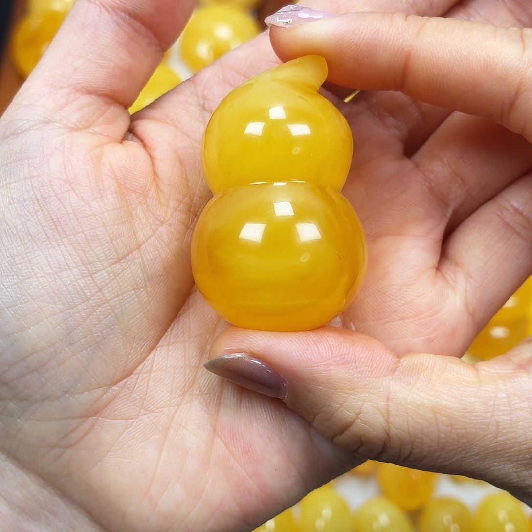 蜜蜡未镶嵌颈饰焦皮妖花葫芦