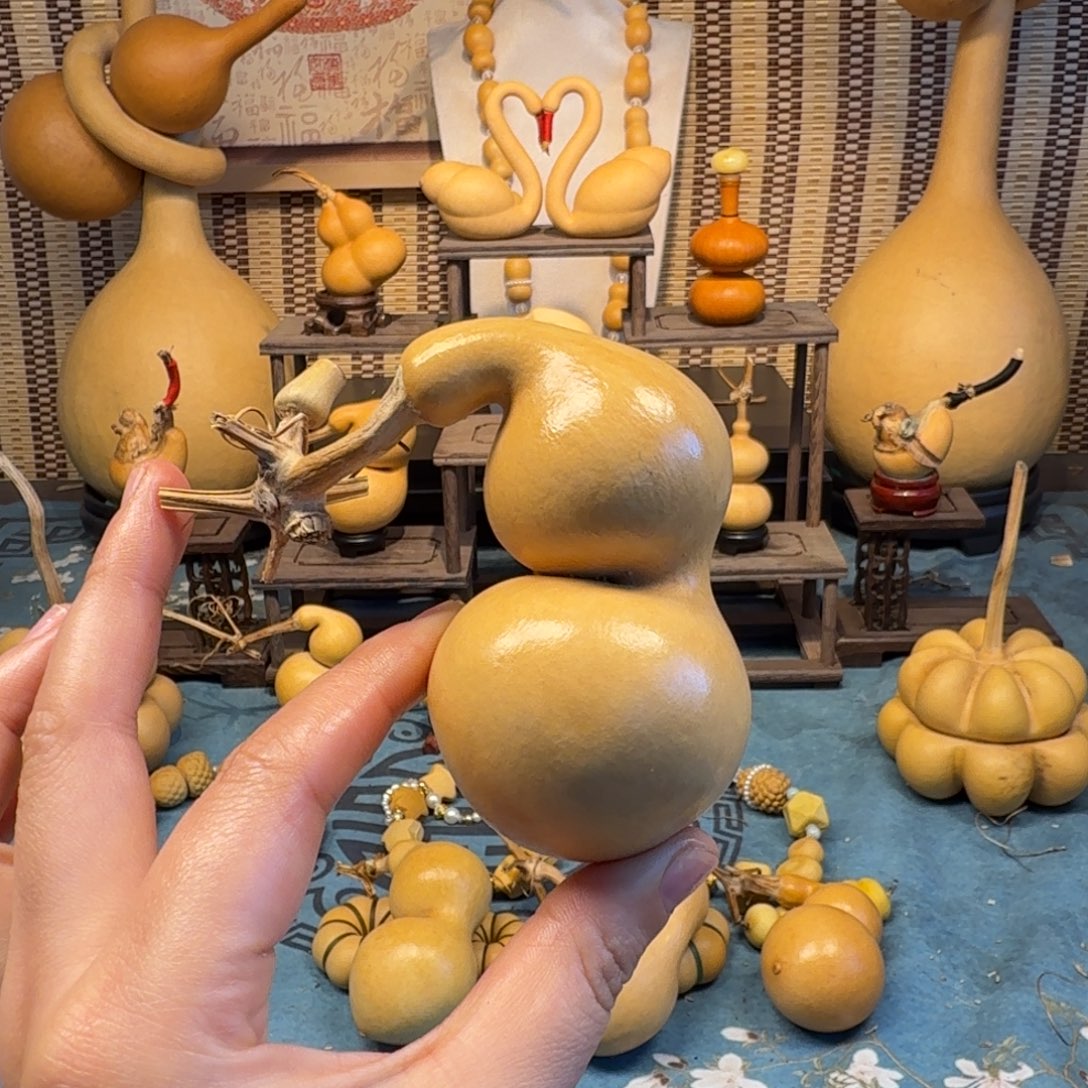 遍***开手把蚂蚁弓背贴肚