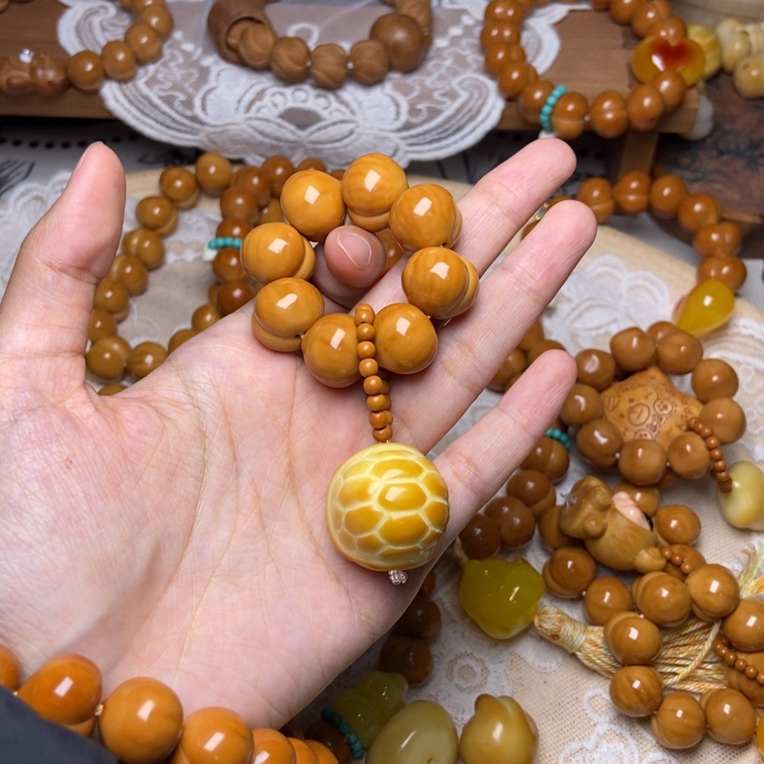 猴头核桃吊坠屁桃卡15