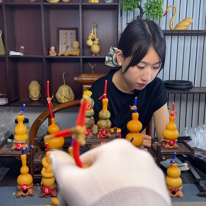 抚****牌哈哈哈我还没有这么努力这么认真做什么